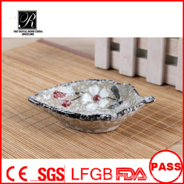 High quality leave shape ceramic sauce dish for hotel and restaurant